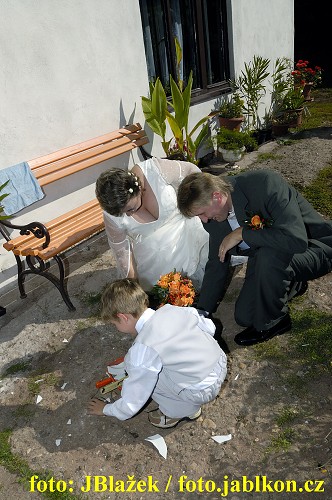 img00032.jpg